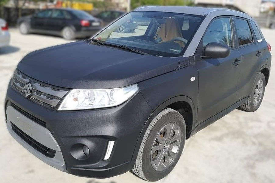 Custom Raptor Iasi - Proiect vopsire auto completă – Suzuki Vitara, cu vopsea Raptor negru si gri